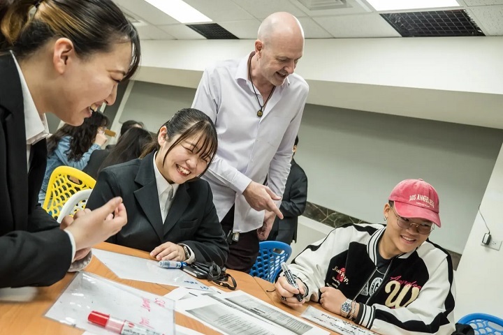 出國交流指標大躍進！中華大學榮登2026 QS亞洲TOP500